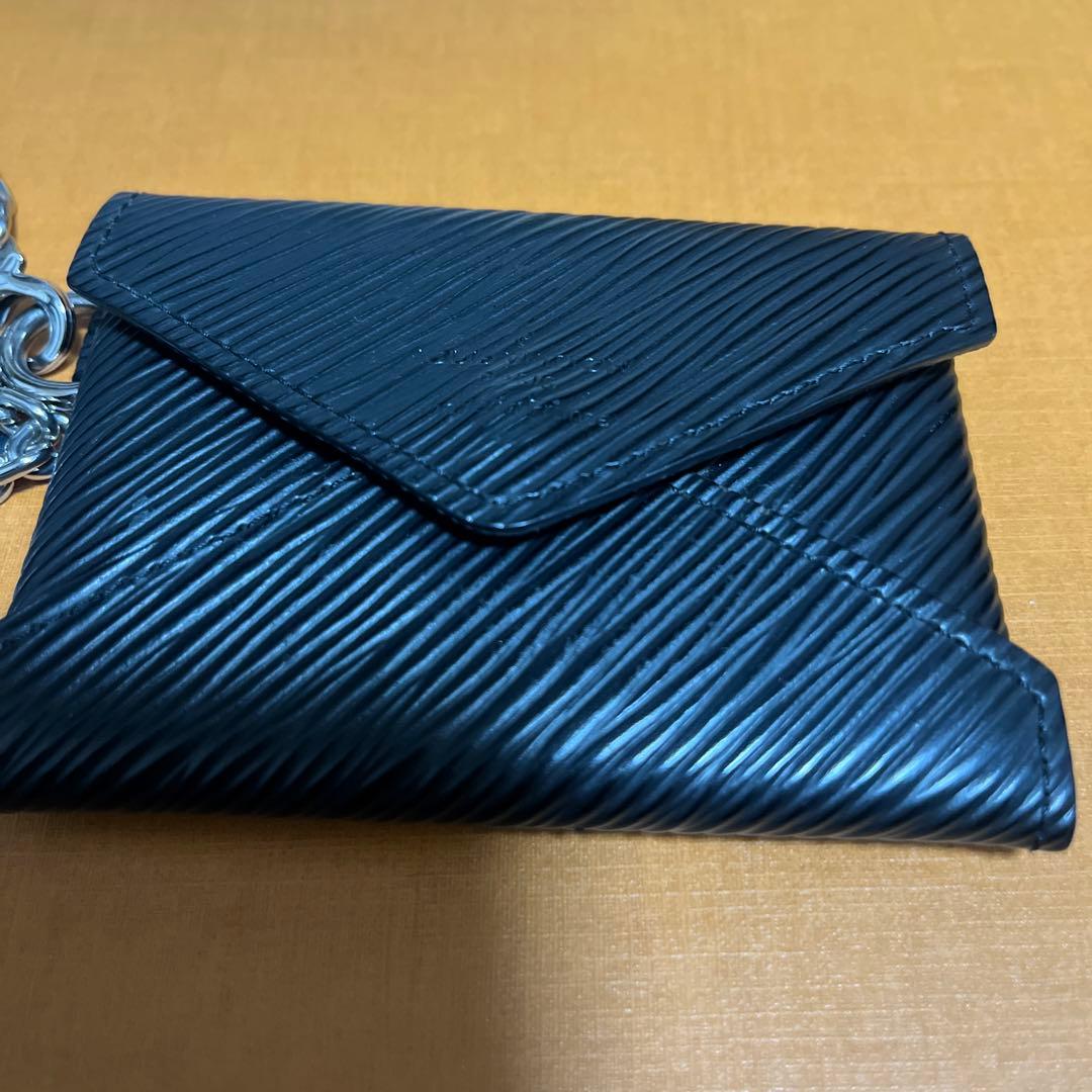 美品　ルイヴィトン　エピ　ケース