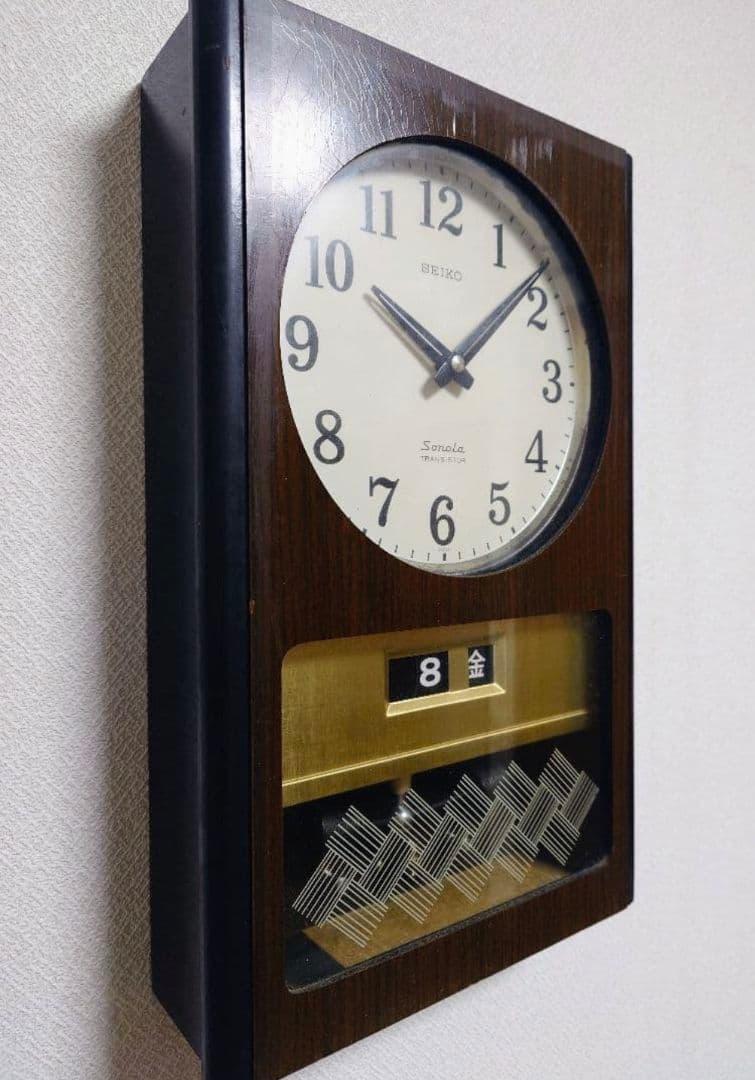 セイコー　Sonola トランジスター時計ブラウンの木目調デザイン　ガラス昭和感