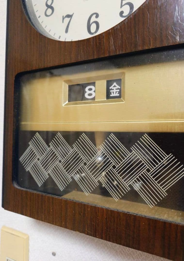 セイコー　Sonola トランジスター時計ブラウンの木目調デザイン　ガラス昭和感