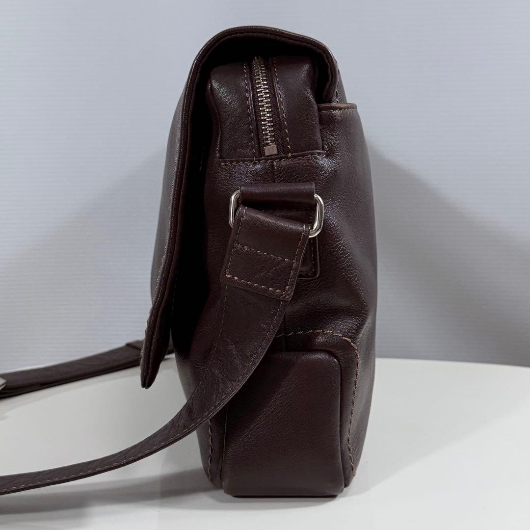 【美品】 土屋鞄 フラップ メッセンジャー バッグ ステッチ 本革 レザー 茶