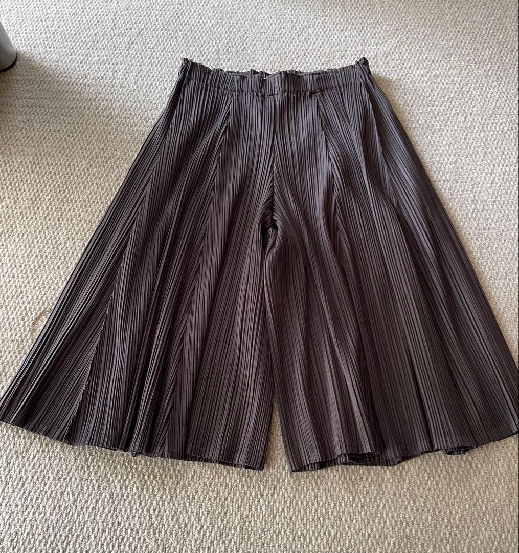 プリーツプリーズ　キュロットスカート