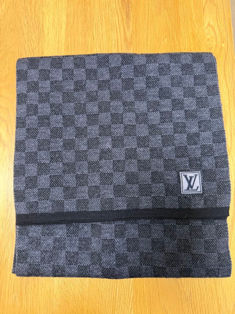 LOUIS VUITTON ダミエパターン マフラー