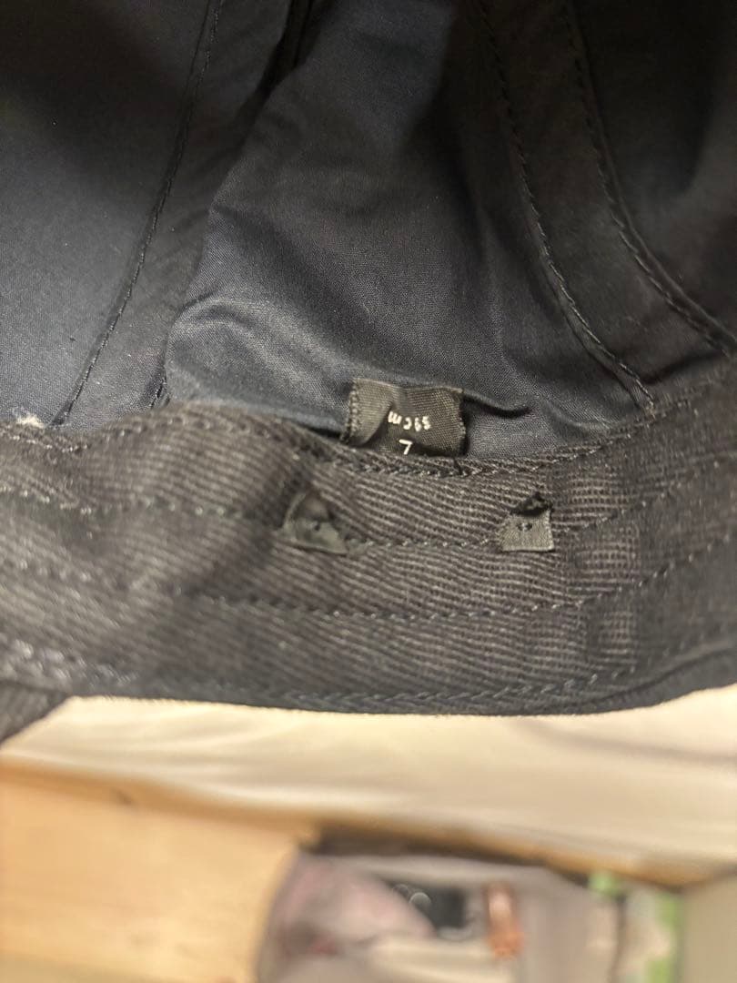 BALENCIAGA ブラック ベースボールキャップ
