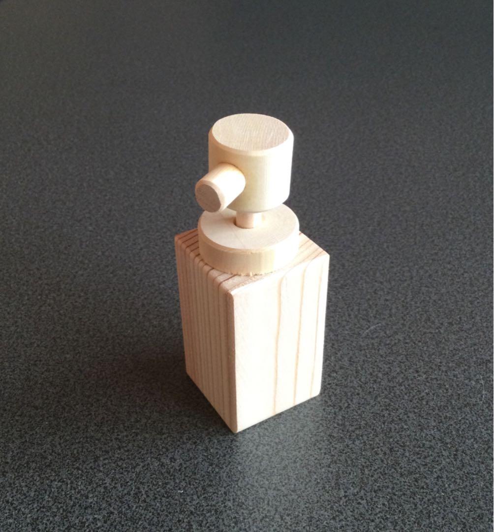 蛇口が選べる　ままごと キッチン 木製 セット (新品）