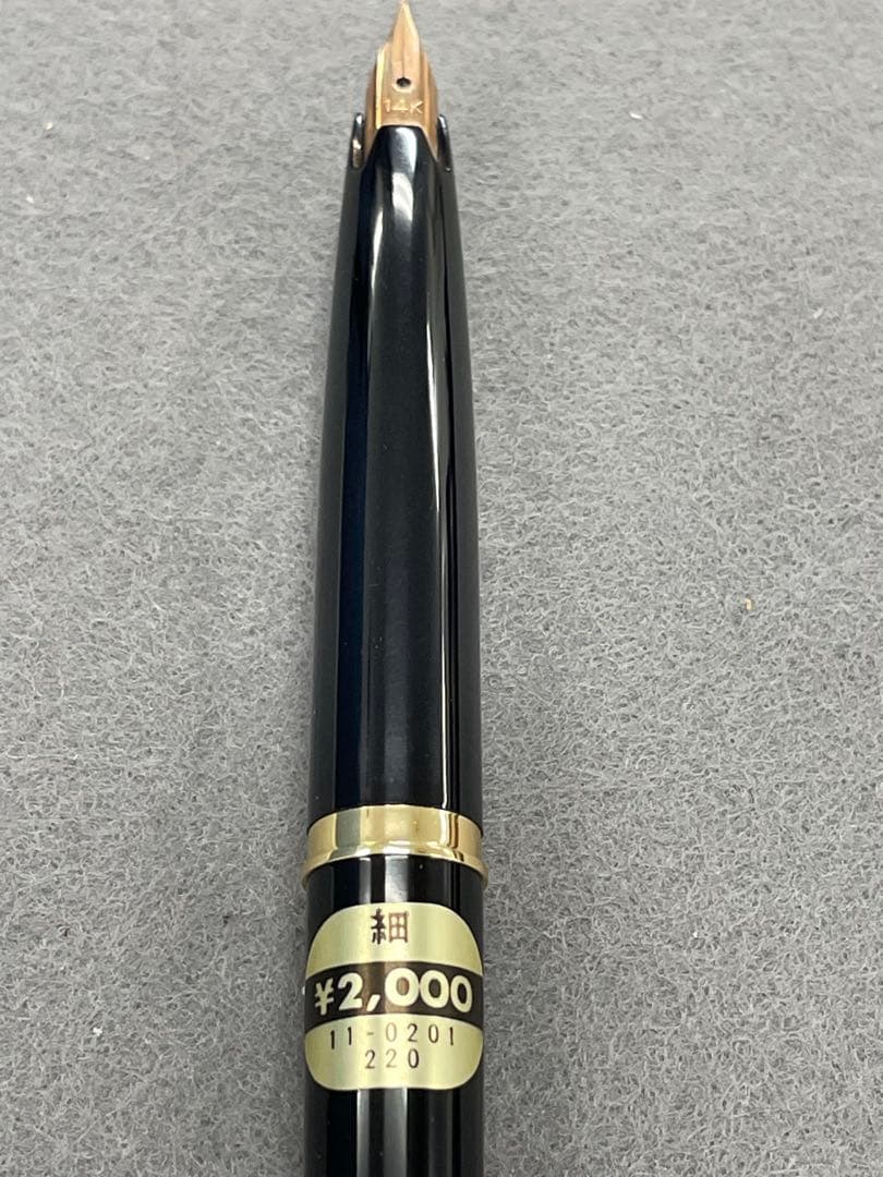 セーラー万年筆　デスクペン2000 14k　４本、1000　4本、パイロット1本