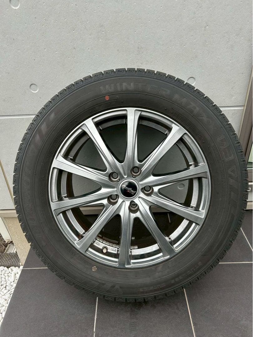 りと　３０系アルファード１７インチ　スタッドレスタイヤホイール４本セット