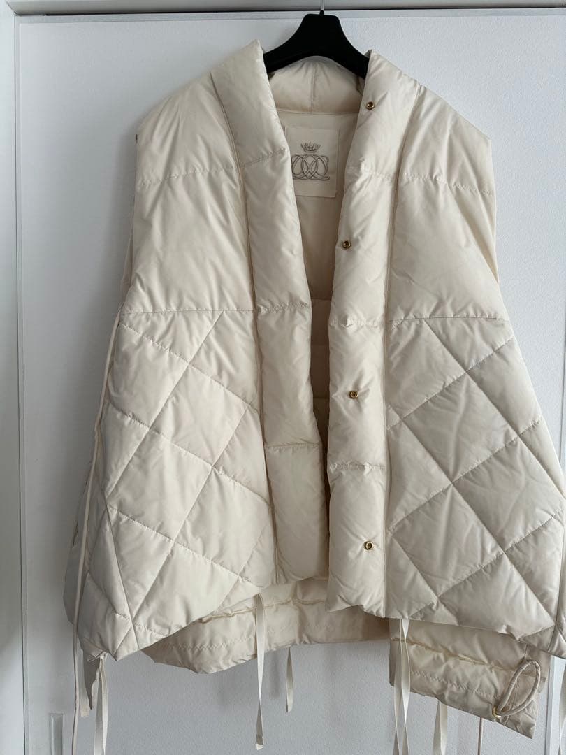 試着のみ　Drawerドゥロワー ダウンベスト