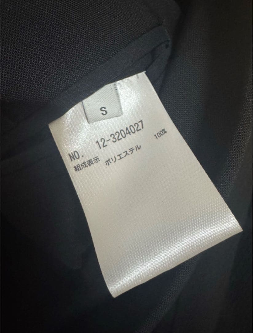 美品プラステスーツパンツセットアップブラック