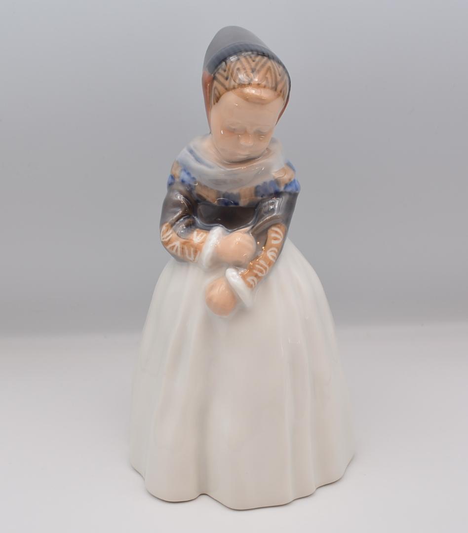 アマー島の少女　＃1251　No.3　★ロイヤルコペンハーゲン　デンマーク　絶版