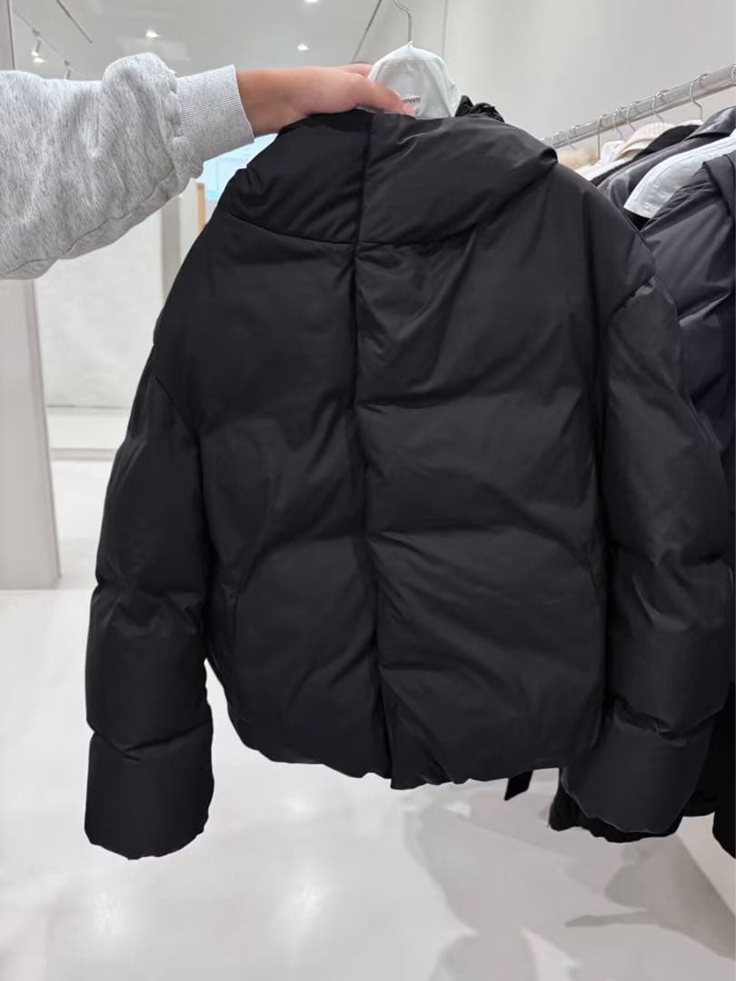 AMOMENTO HOODED DOWN PUFFER ダウンジャケット 黒