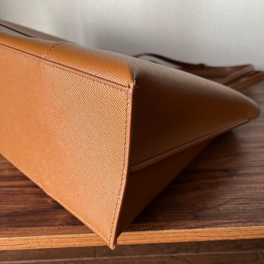 【新品未使用✨】FURLA VITTORIA Lヴィットリア トートバッグ ロゴ