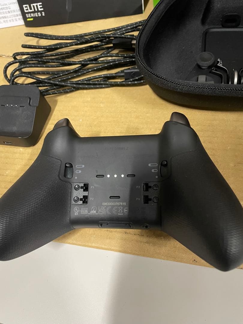 Xbox Elite コントローラー シリーズ 2