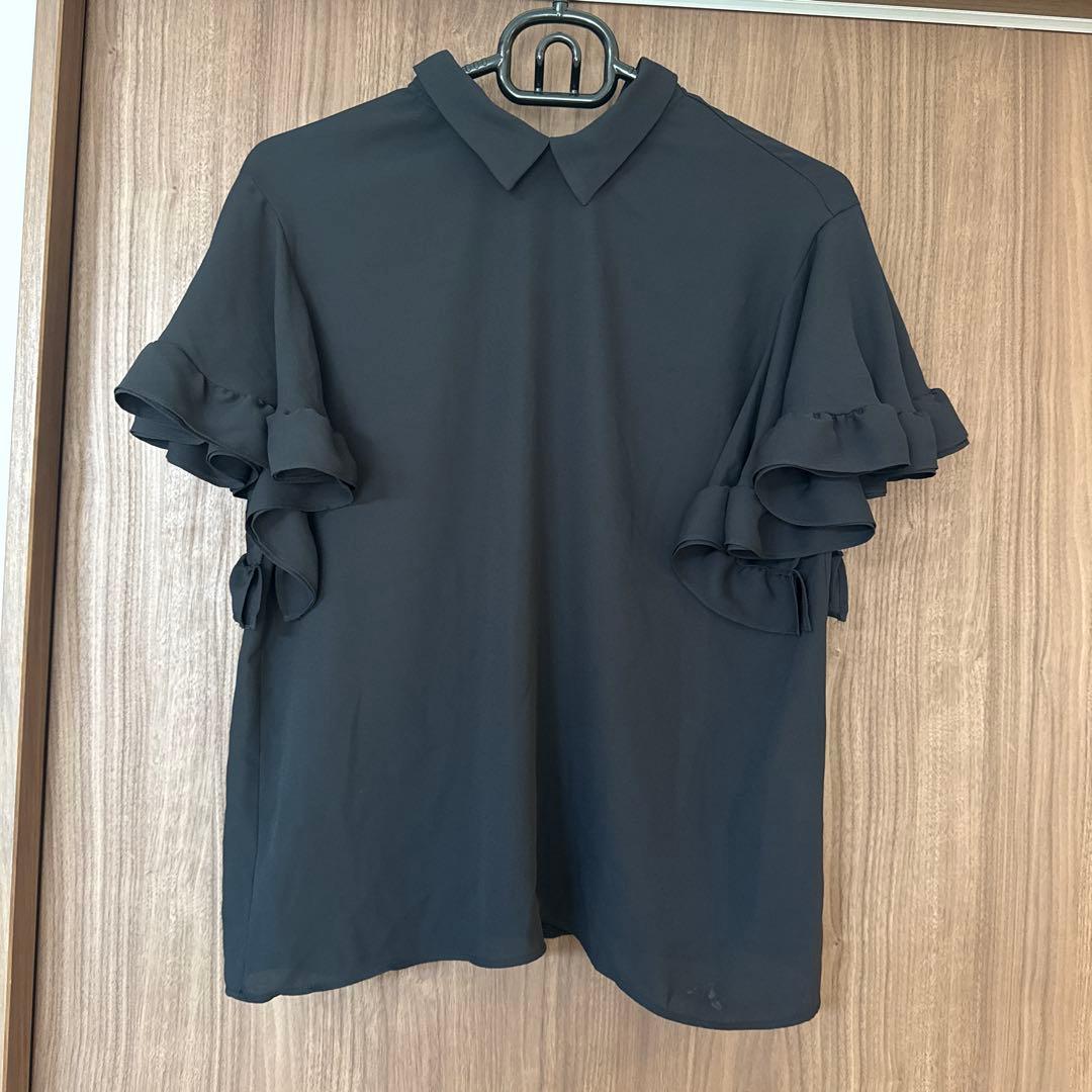 ヨーコチャン ラッフルスリーブポイントカラーブラウス