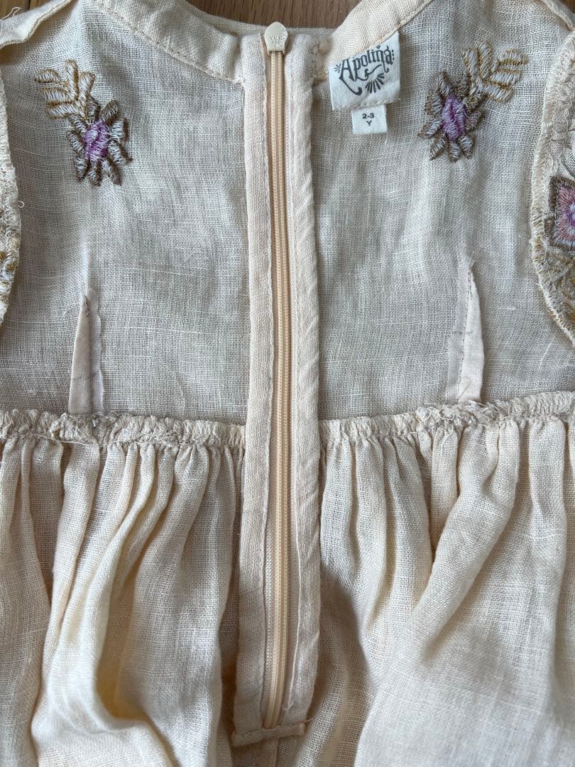 正規品Apolina MYA DRESS MILK ２〜3歳　訳あり