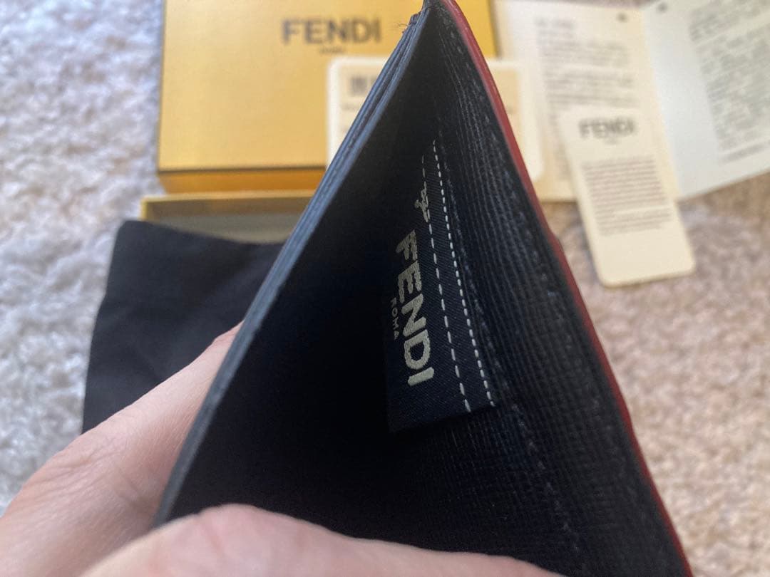 FENDI モンスター 二つ折りカードケース レッド