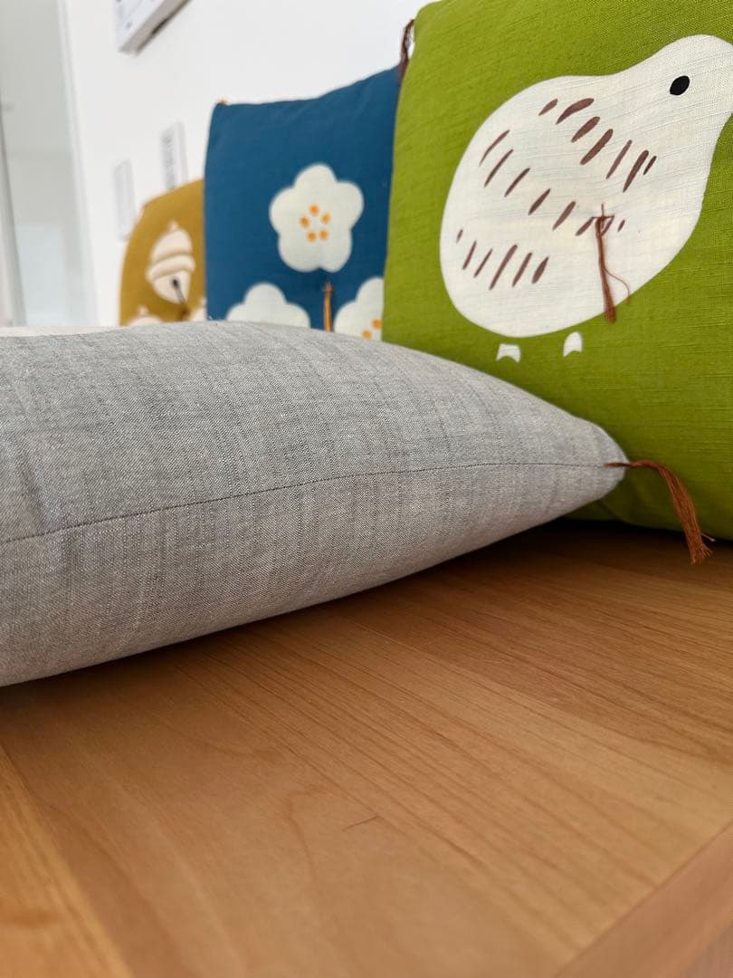 ポンピン堂　型染め本縫い小座布団