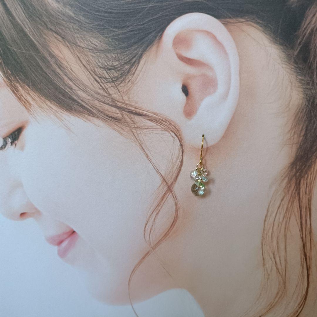 No.344 コロンとした鈴丸ビーズのピアス ハンドメイド