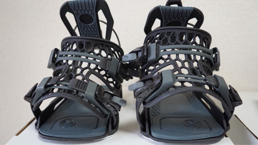 FLOW FENIX ネイビー　スノーボード　ビンディング