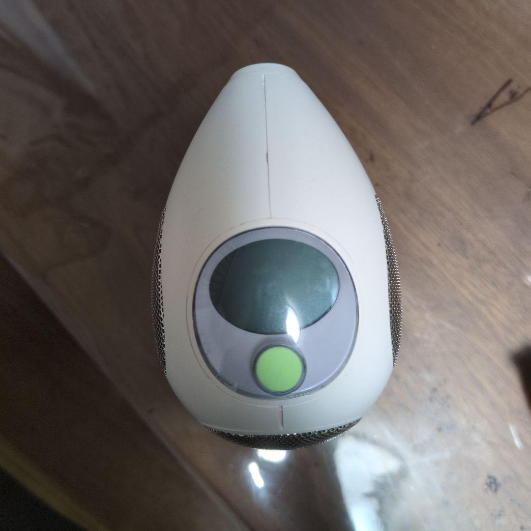 脱毛器 ホワイト・グリーン 充電器付き