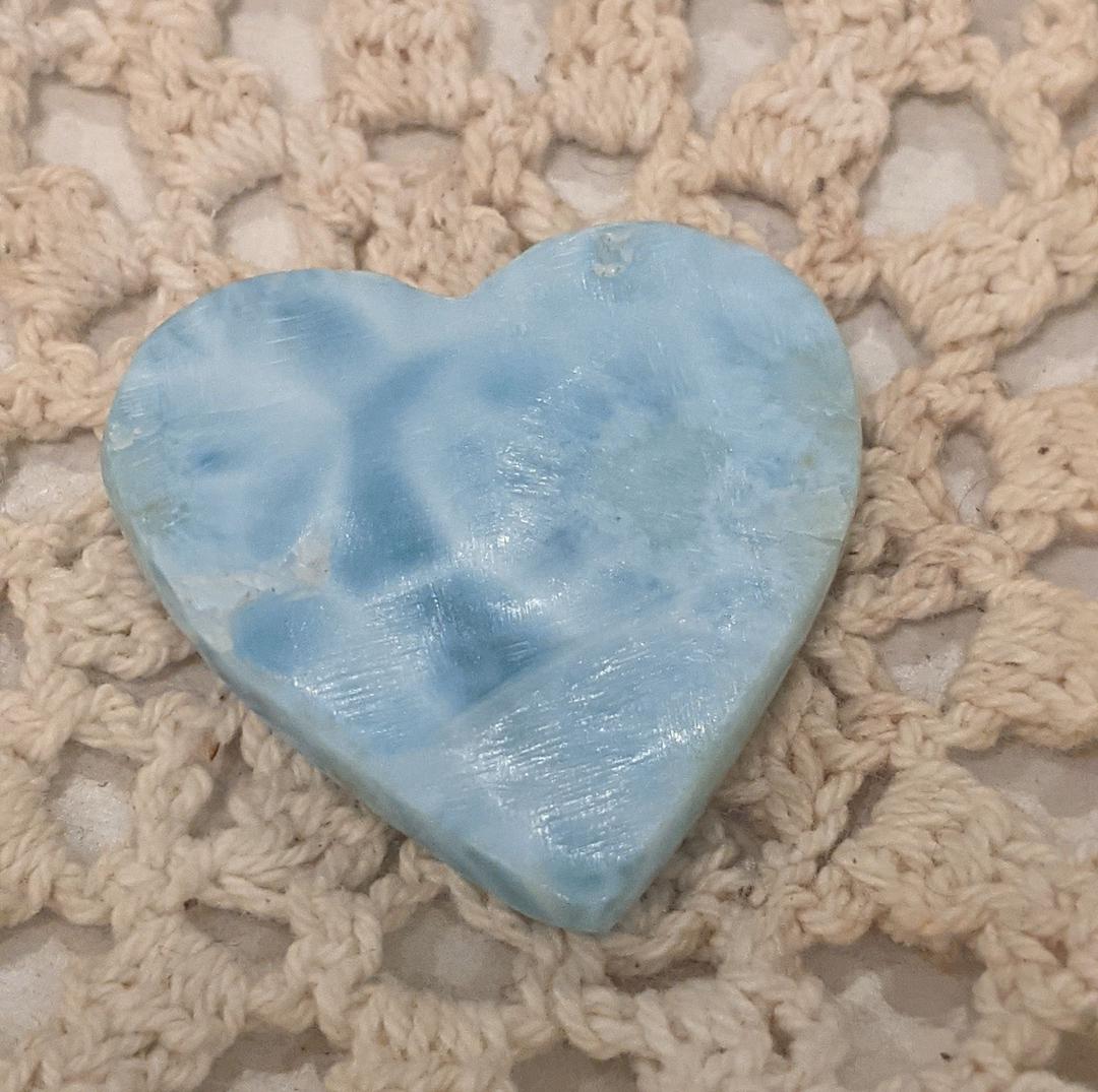 癒やしの光…ラリマー（ブルーペクトライト）ハート　ガラスドームシリーズ