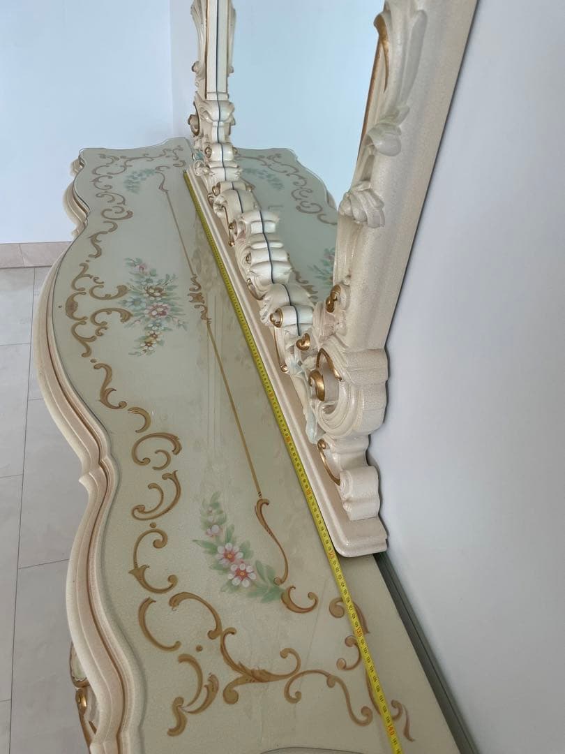 お値下げ‼️‼️高級イタリア家具.美品.ゴルチャコ&シリック