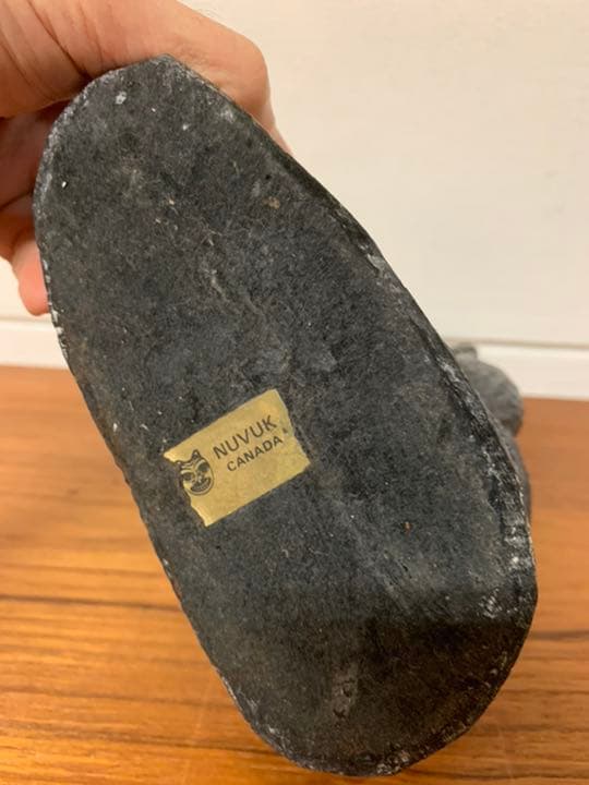 イヌイット　アートエスキモー　石細工　NUVUK カナダ　