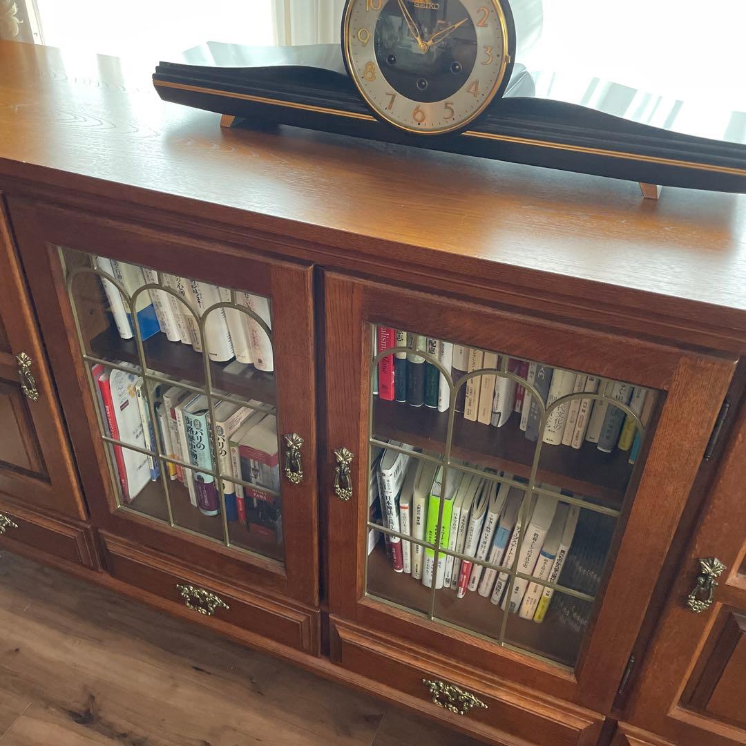 カリモクコロニアル　木製キャビネット