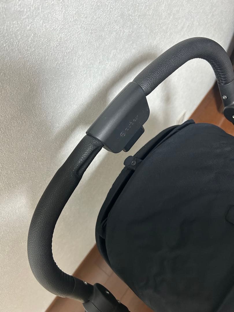 Cybex ベビーカー　メリオカーボン　ブラック