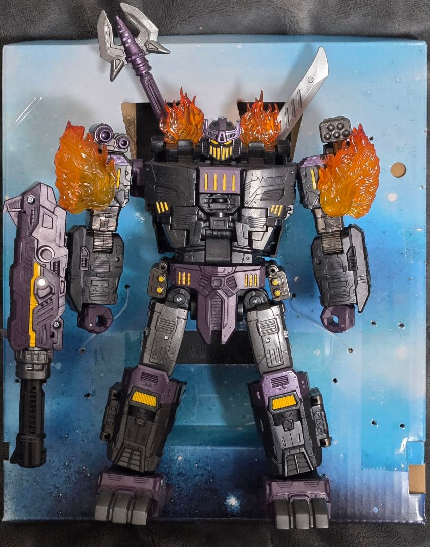 トランスフォーマー　AOTP-06　メガトロナス　ザ・フォーレン