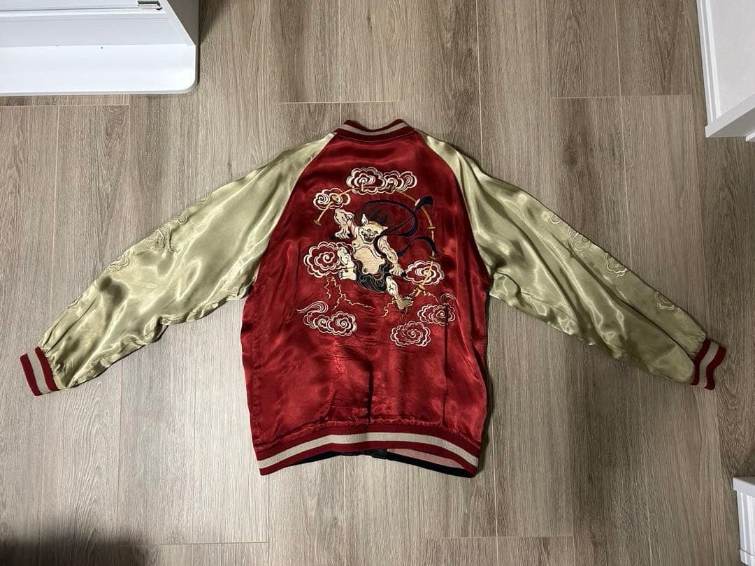 刺繍入り赤金スカジャン　百花繚乱　風神　雷神