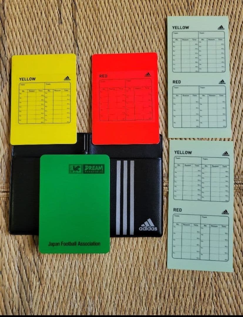 サッカー 審判ウェア＋レフェリーグッズセット
