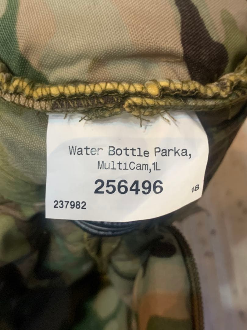 アウトドアリサーチ　WaterBottleParka　マルチカム