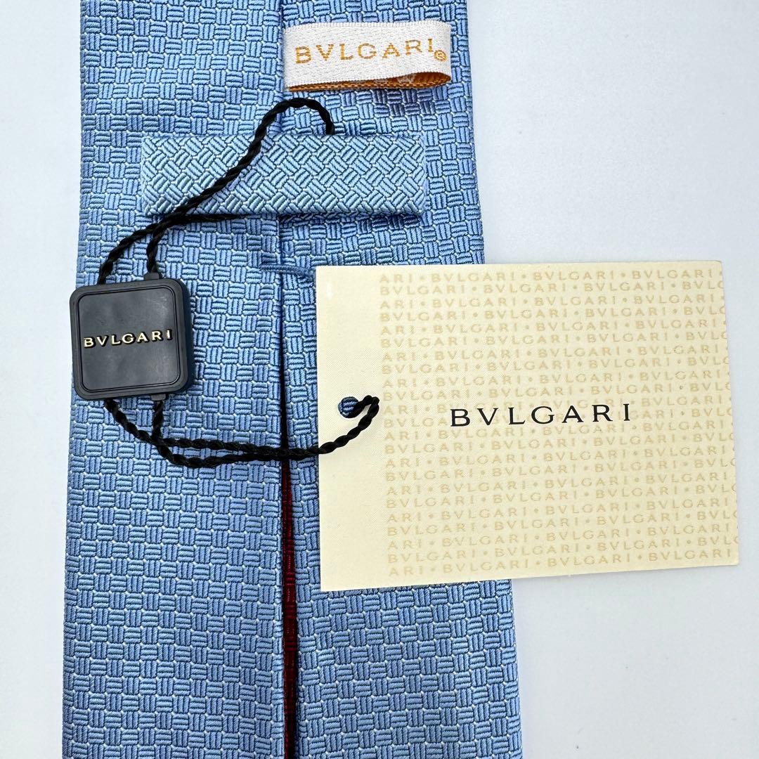 未使用タグ付き ブルガリ ネクタイ 箱付き ソリッド セッテピエゲ ハイブランド