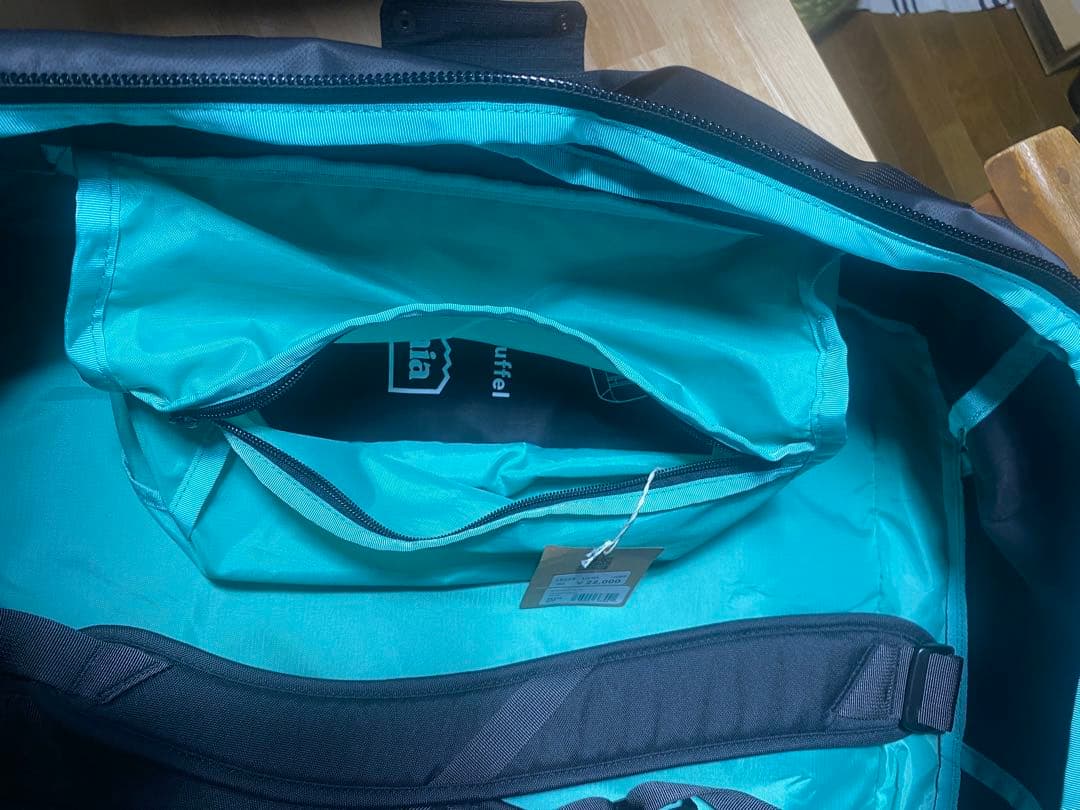 パタゴニア　ブラックホールダッフル　40Ｌ