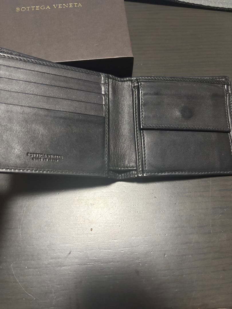 BOTTEGA VENETA イントレチャート　二つ折り財布