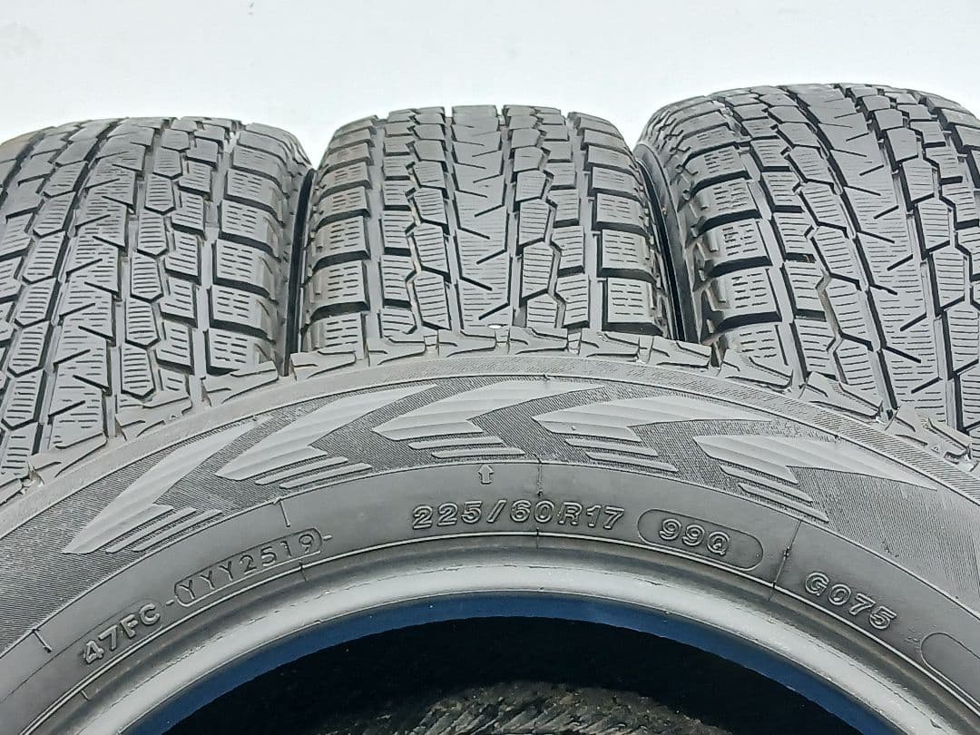 225/60R17　メーカーYOKOHAMA　製造年2019年　4本セット