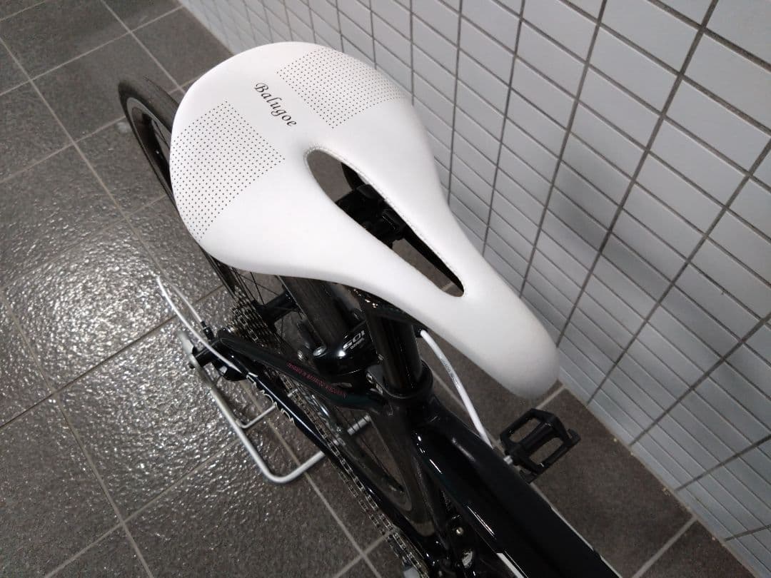 TREK　EMONDA　S5　カーボンフレーム　デュラホイール　神奈川　引取限定