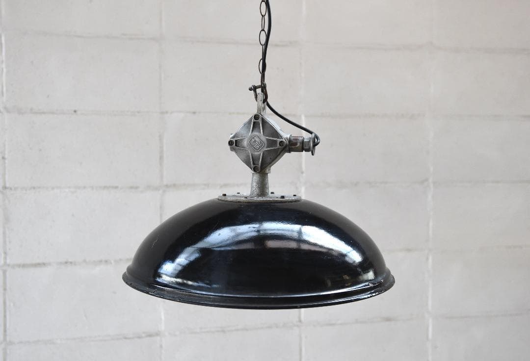 インダストリアル 4灯吊り下げランプシェード/ 工業系ヴィンテージ 4