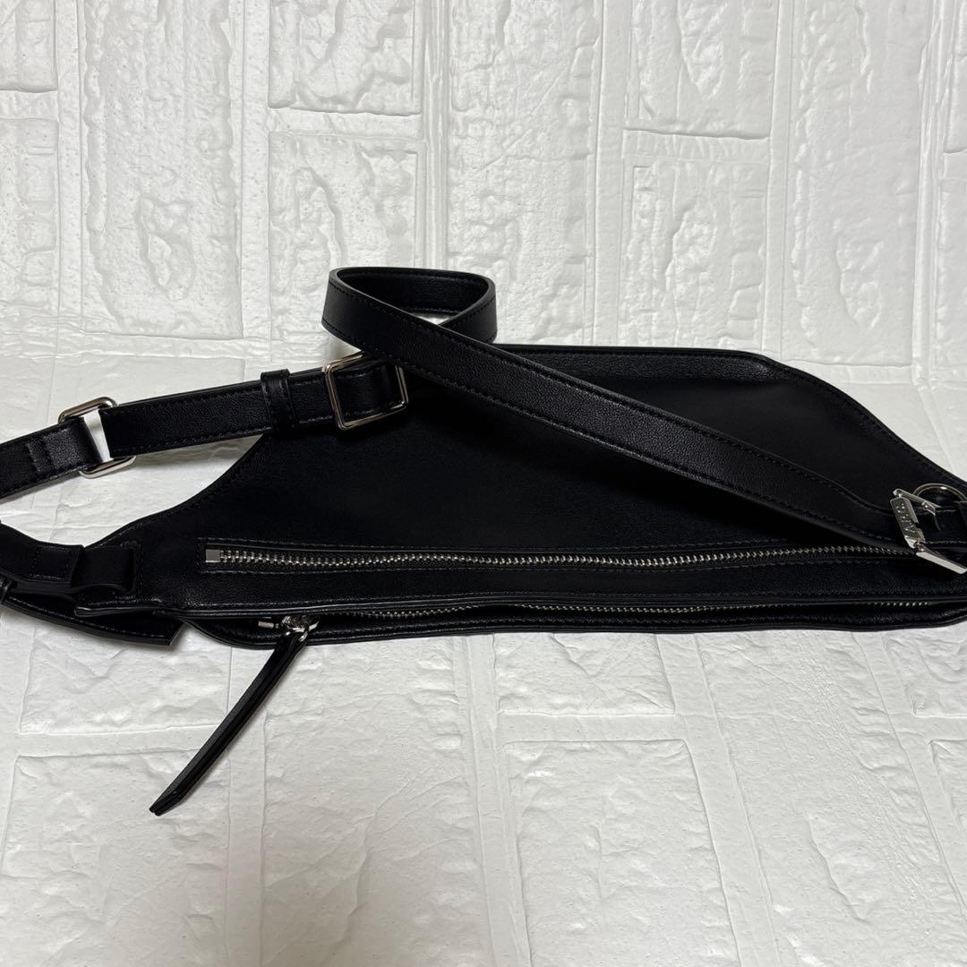 【美品】A.P.C. ボディバッグ　ウエストポーチ　アーペーセー　ブラック