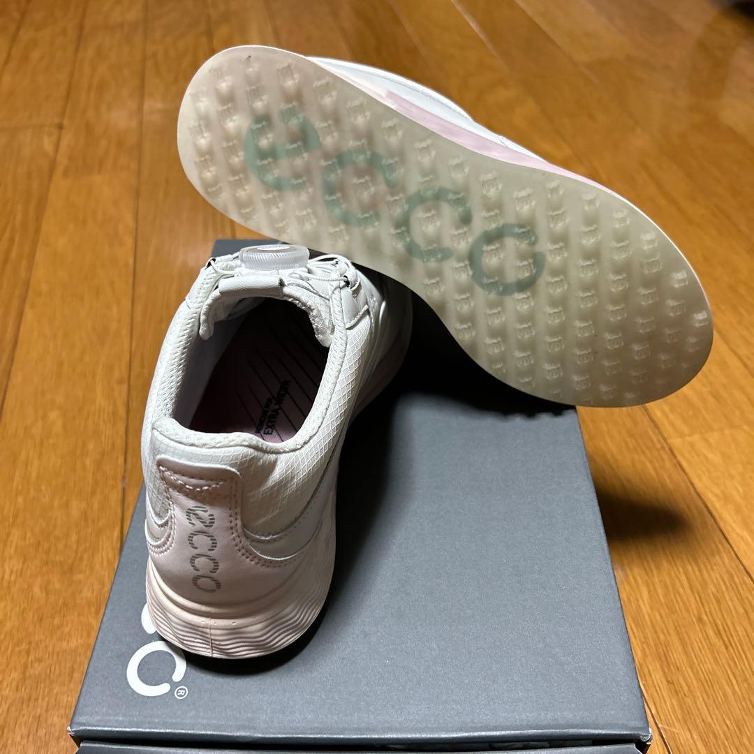 ECCO ホワイト スニーカー