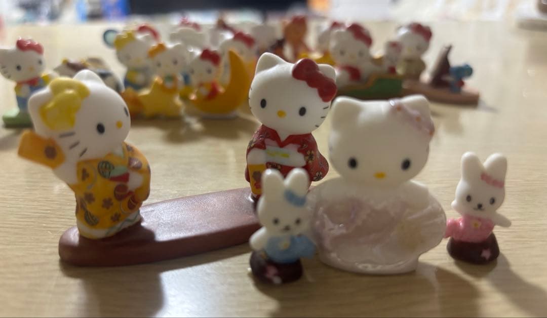 ハローキティ陶器製置き物コンプリートセット❣️