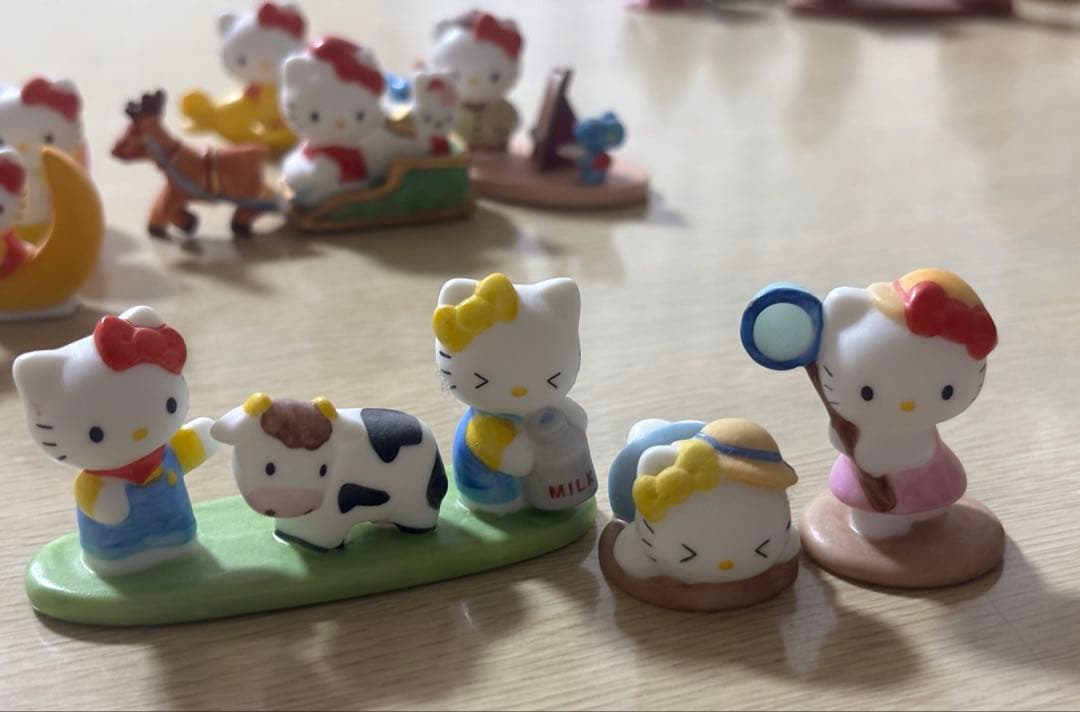 ハローキティ陶器製置き物コンプリートセット❣️