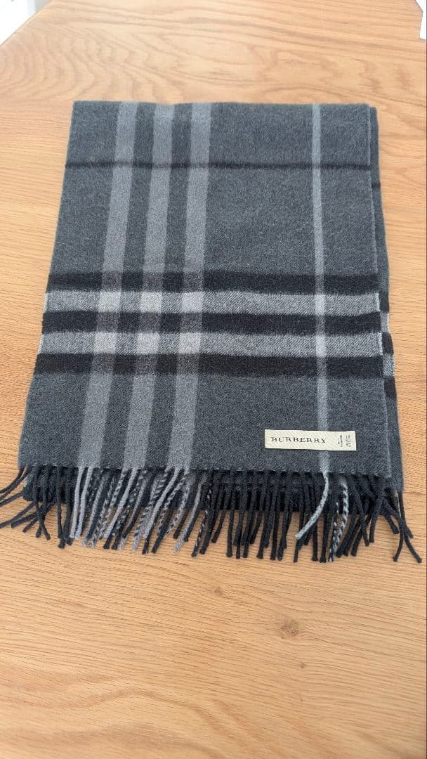 BURBERRY グレー チェック柄 マフラー