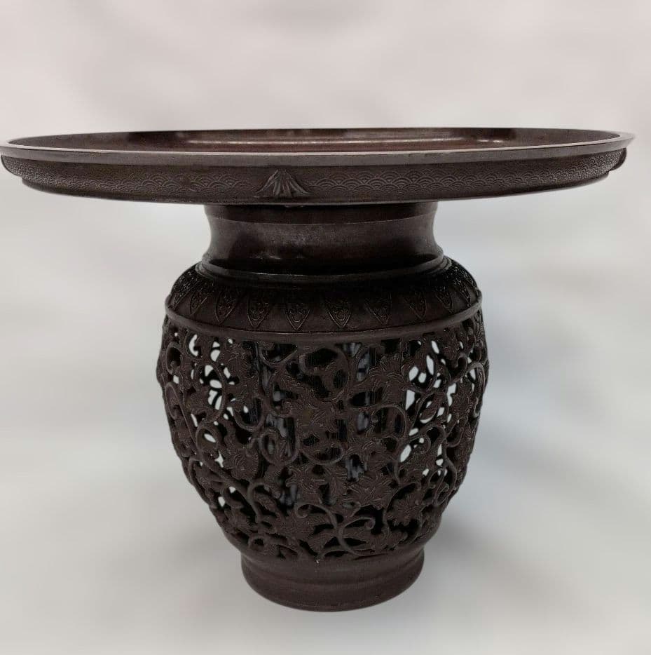 花銅器☆ 唐草透かし　薄端 焼型　唐銅　銅器　花生　薄端