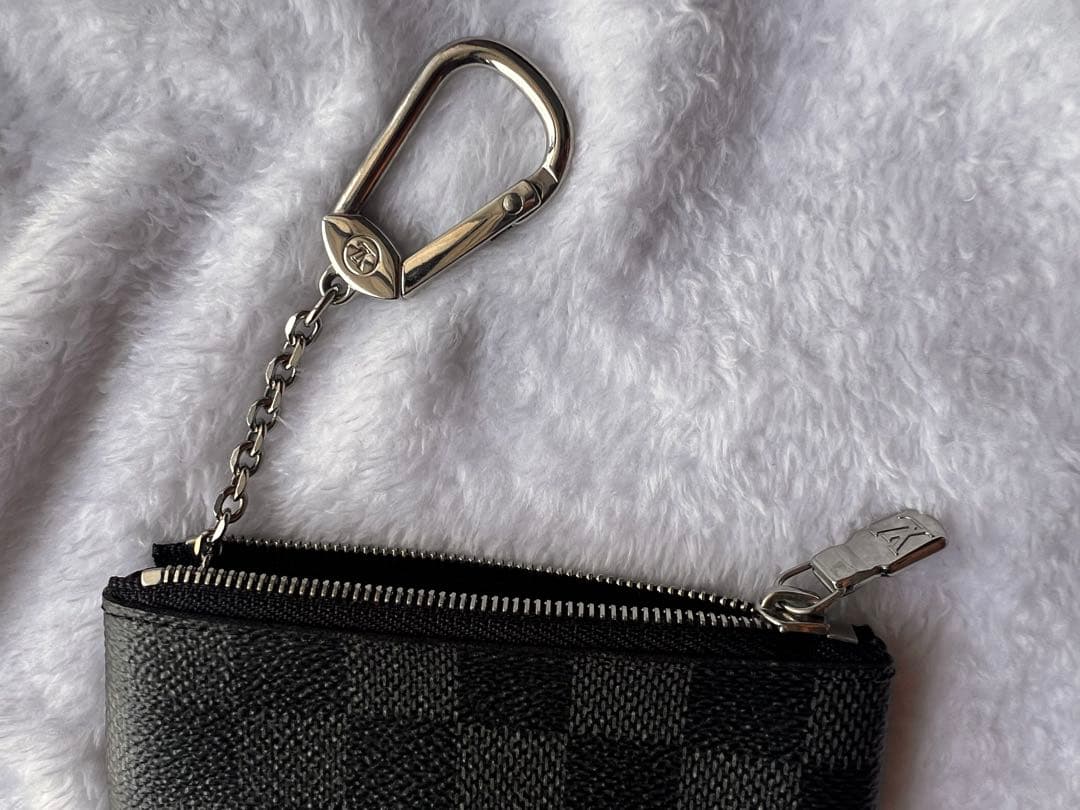 LOUIS VUITTON　ルイヴィトン　ケース　ダミエ　グラフィット