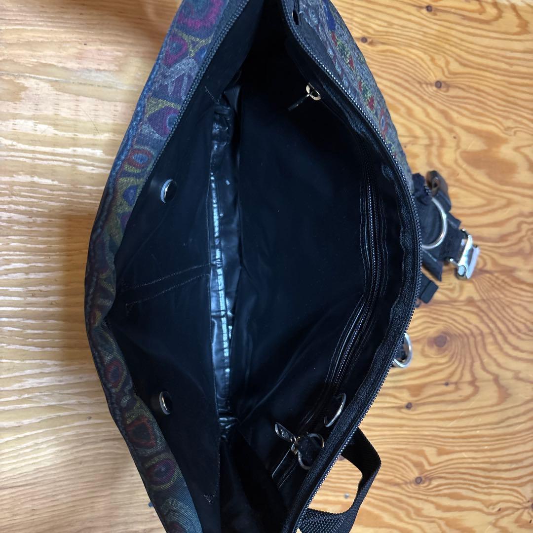 undercover 民族柄転写 メッセンジャーバック