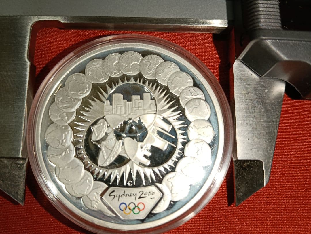 （掘り出し物）2000年シドニーオリンピック公式記念（５＄）銀貨品位：99.9％