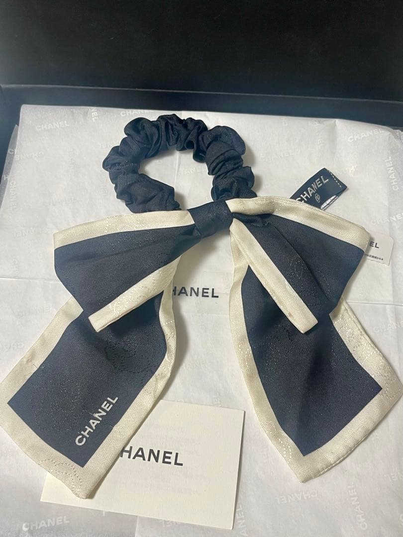 シャネル シュシュ ヘアリボン シルク100% 即完売品 CHANEL