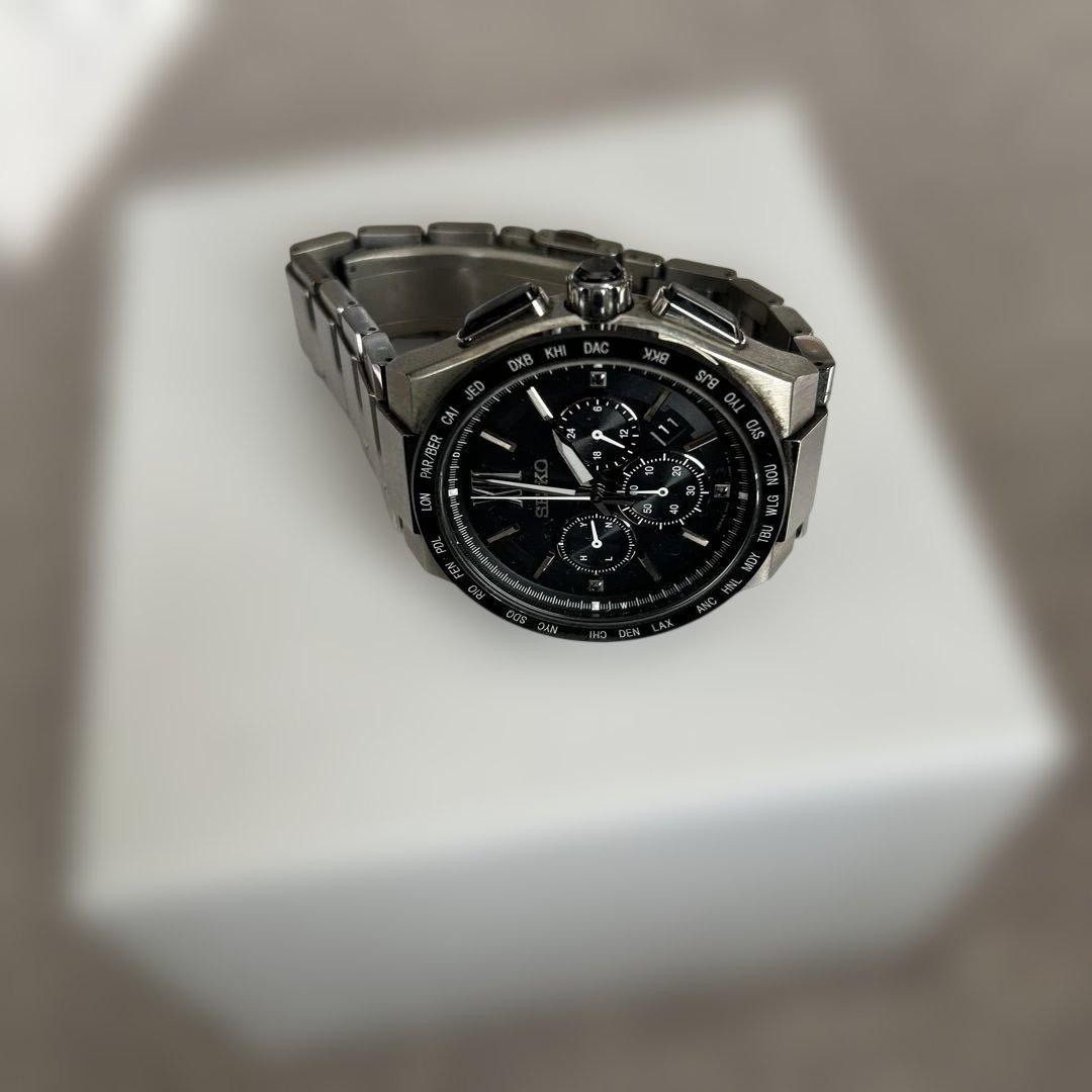 SEIKO 8B92 ソーラー電波　ワールドタイムクロノグラフ　C-20