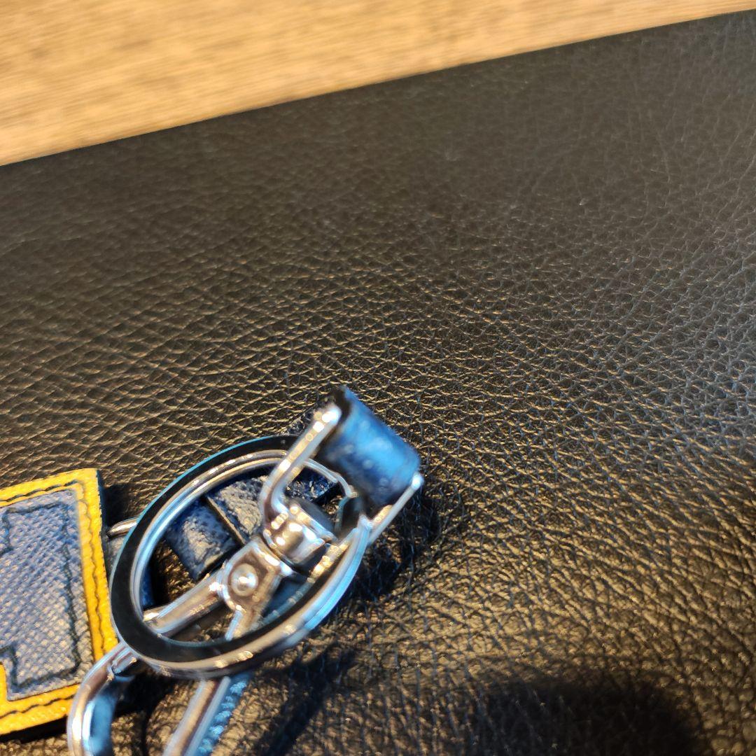 【お値引き不可】PRADA レザー キーホルダー W